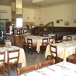 曼爱苏泰酒店 4*